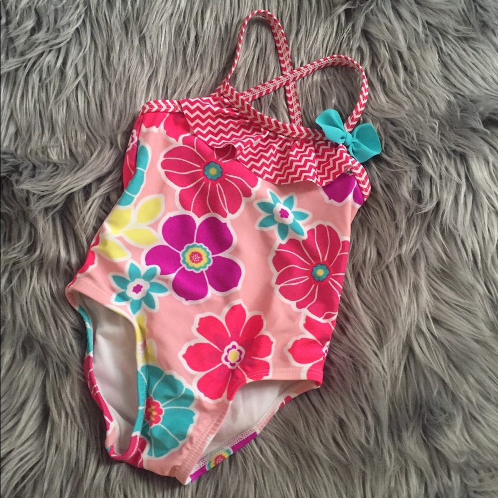 6-9 mo toddler swimsuit EUC
